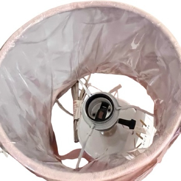 NWT- KH Collection Coquette Ceramic Heart Cut-Out Table Lamp Plus Nightlight - Picture 8 of 10